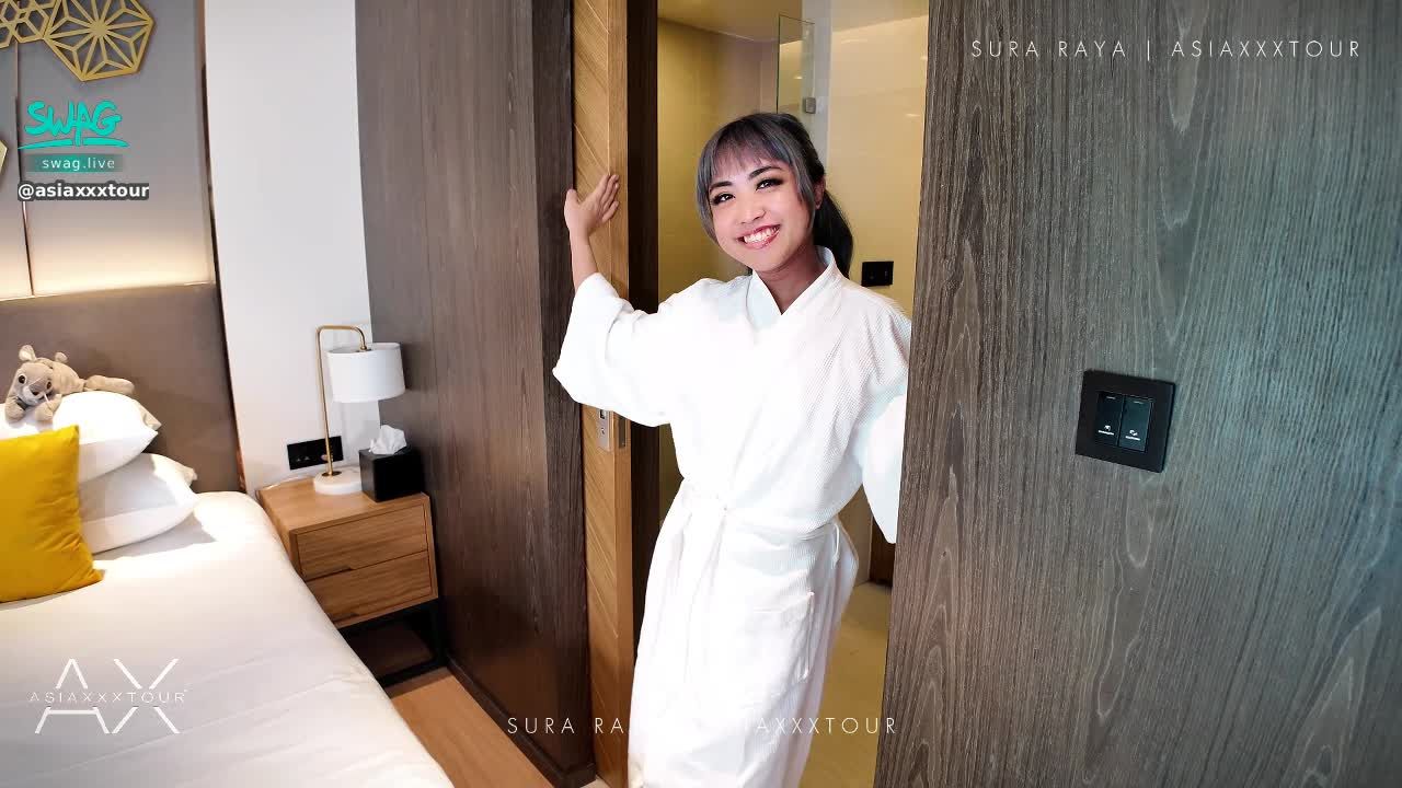 Hot Model Suraraya Came In For A Naughty Photoshoot... And Things Got Heated And I Had To Invite My Bestie To Help Me Double-Bang Her She Gets Fucked Hard By Two Xl Cocks